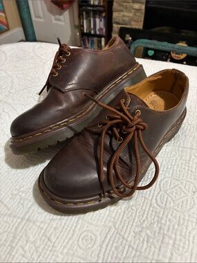 Vintage Dr. Martins…made in England✨
